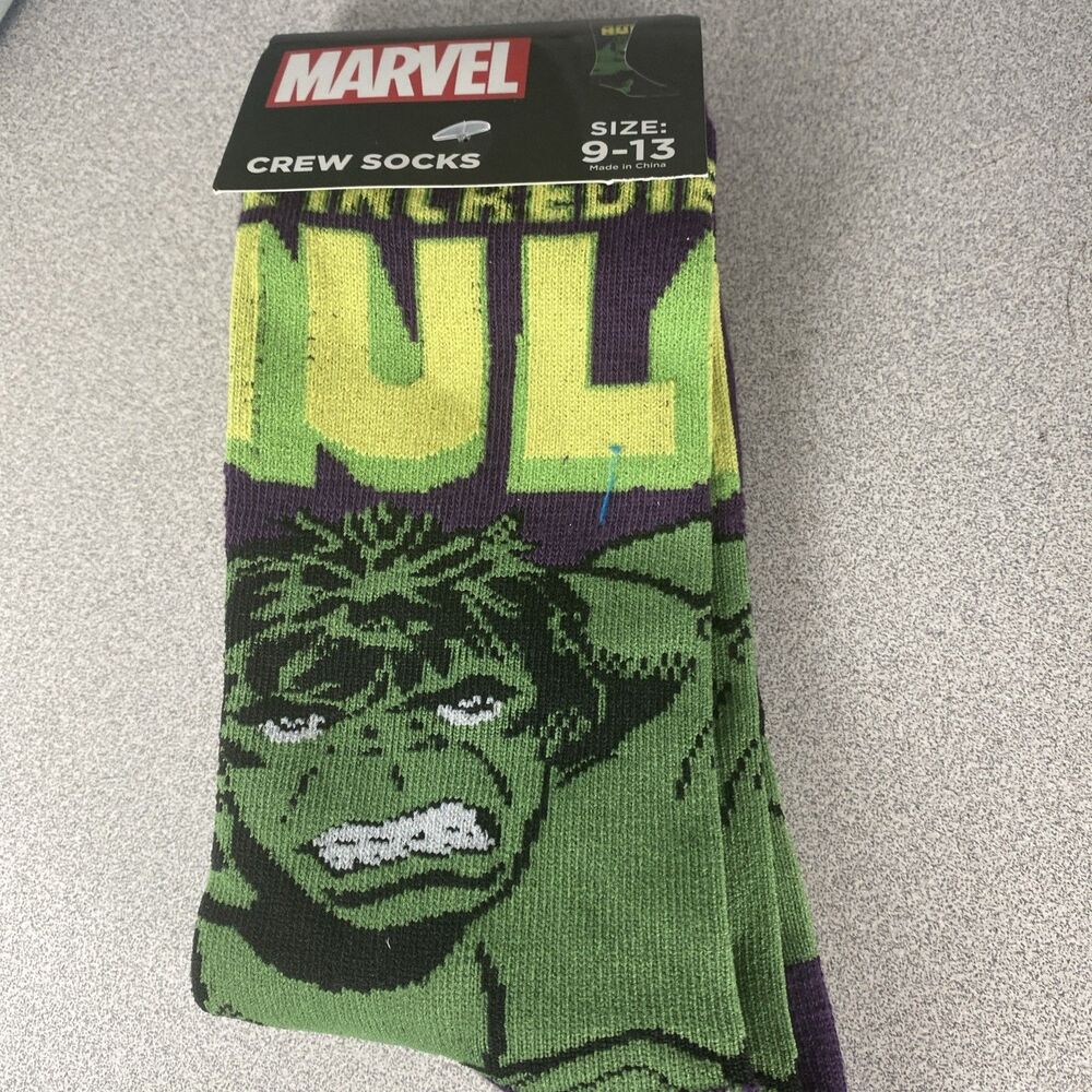 MARVEL INCREDIBLE HULK Green Purple OS Crew Socks MENS Fits 9-13  NEW